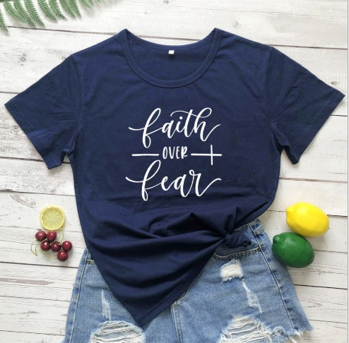 Christliches T-Shirt „Glaube statt Angst“ – Religiöse Kleidung für Damen und Herren | Glaubens-T-Shirt